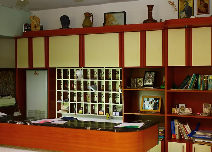 Lefka Hotel, Apartments & Studios